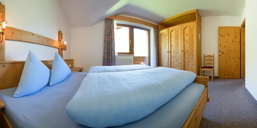Pension Roasthof Нойштифт-им-Штубайталь Экстерьер фото
